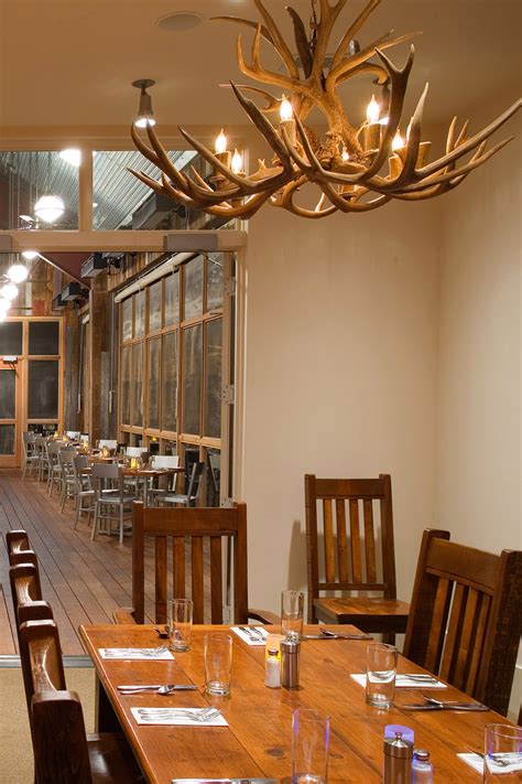 Firefly Grill | Restaurants | Cass Calder Smith