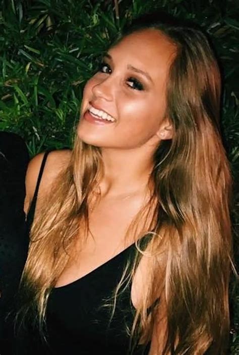 Meet Skye Herjavec, Robert Herjavec Daughter Bio, Age, Net Worth