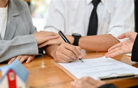 diploma  finance  mortgage broking management ht college