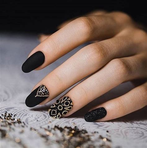 Download Black Nail Art Wallpaper | Wallpapers.com