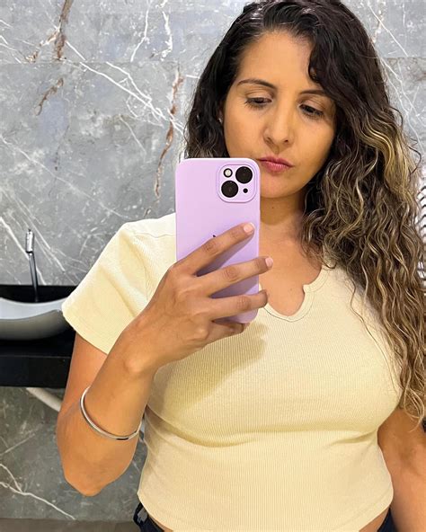 Jéssica Freitas (@freitas.je) • Instagram photos and videos