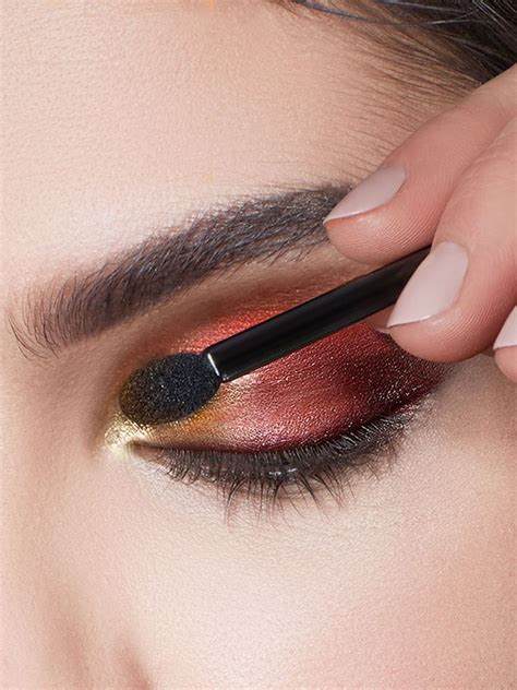 maybelline-eye-burgundy-bar-palette-step-2-3x4 | Maybelline eyeshadow tutorial, Maybelline ...