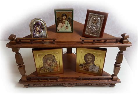 Уголок полка для икон 80 фото