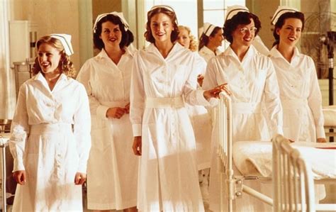 Meet the Nurses of Pearl Harbor: Jaime King, Kate Beckinsale, and Cast ...