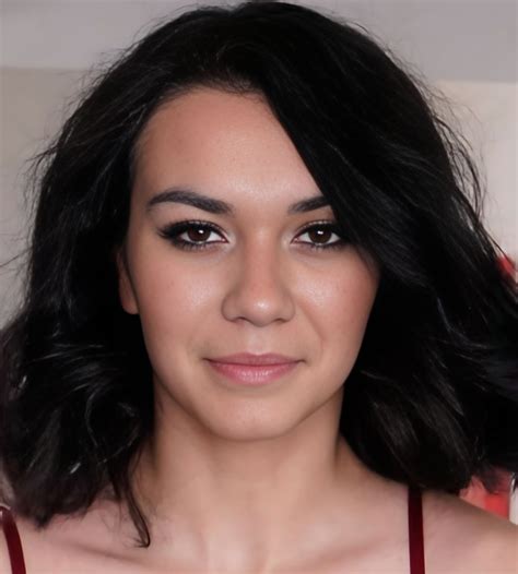 Kiera Daniels's Instagram, Twitter & Facebook on IDCrawl