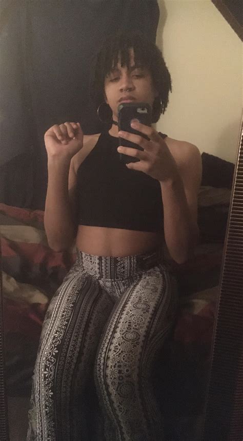 The forbidden pants😋 : r/FemboyFashion