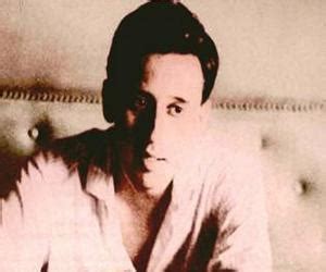 roque dalton biography birthday awards facts  roque dalton