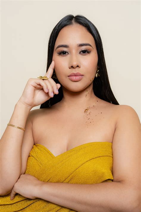 BRENDA VANESSA... - Fiestas Típicas Nacionales Santa Cruz