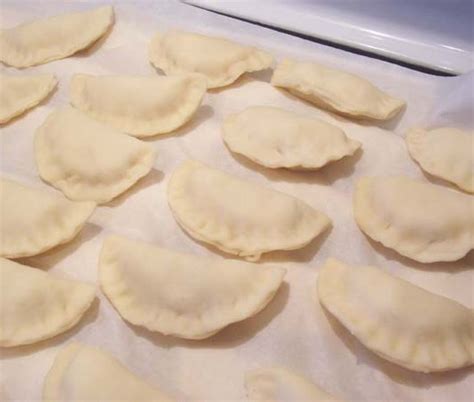 how long to boil perogies