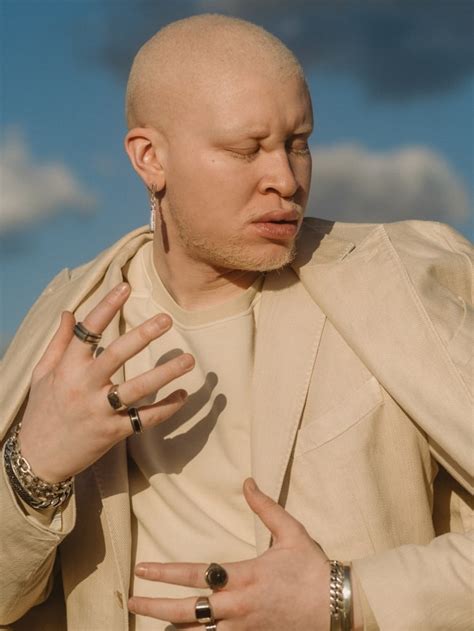 Picture of Shaun Ross