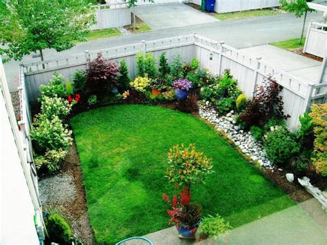 Small Yard Landscaping - 9 Landscaping Ideas for a small yard
