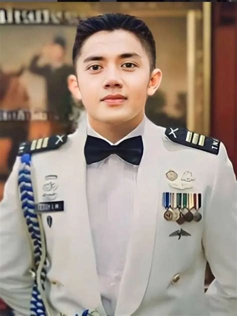 Apa Itu Letkol yang Jadi Pangkat Baru Seskab Teddy Indra Wijaya? - Hot