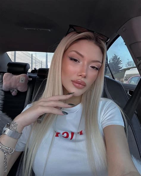 Sude Naz Bulut | selfiee 🫰🏻 | Instagram