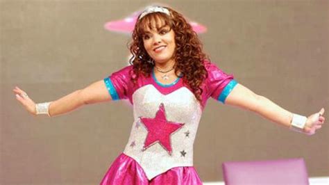 Tatiana alcanza el millón de seguidores en YouTube
