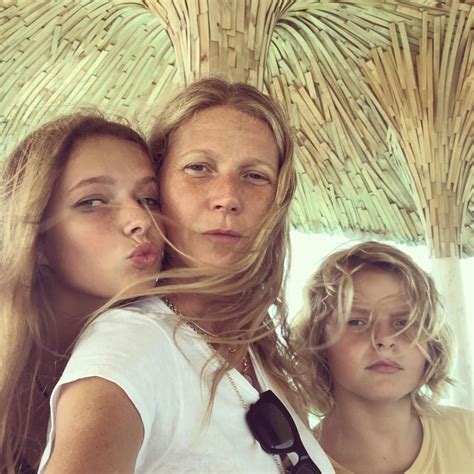 Gwyneth Paltrow jokes having young kids 'ruins' a marriage