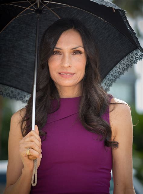Famke Janssen Pictures (60 Images)