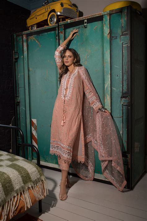 sobia nazir sobia nazir original suits lebaasonline tagged sobia