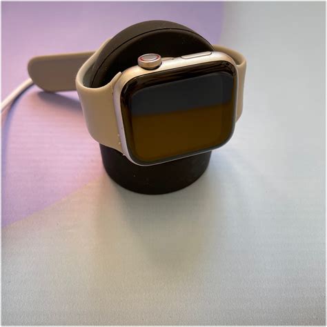 Подставка для зарядки Apple Watch Черный / Держатель настольный для ...