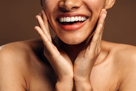 How to Get White Teeth in One Day -cosmedicadental.com