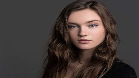 Chloe Rose Robertson 4k, HD Wallpaper | Rare Gallery