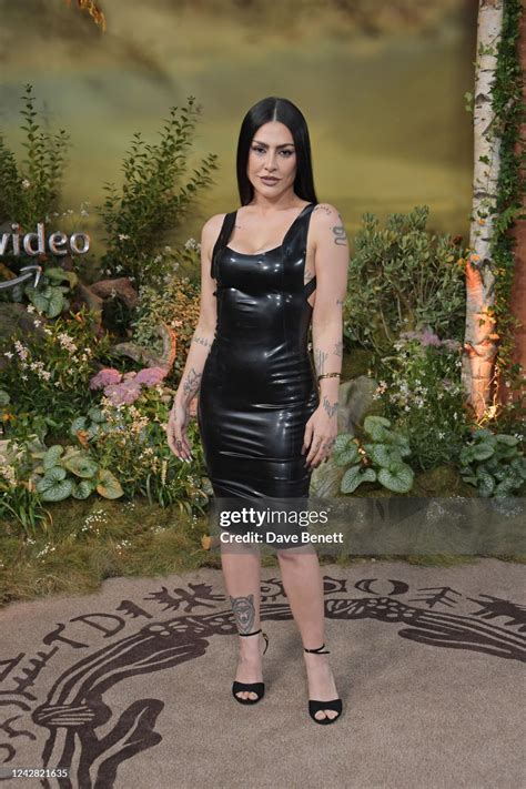 Cleo feet | FeetDatabase.com