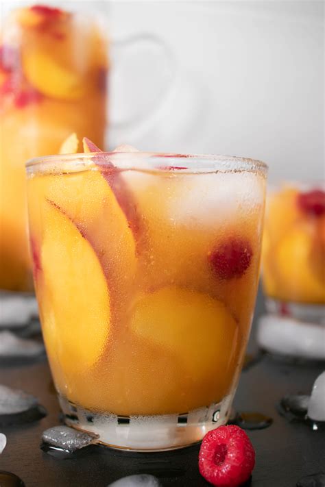 Iced Peach Green Tea - The Delicious plate