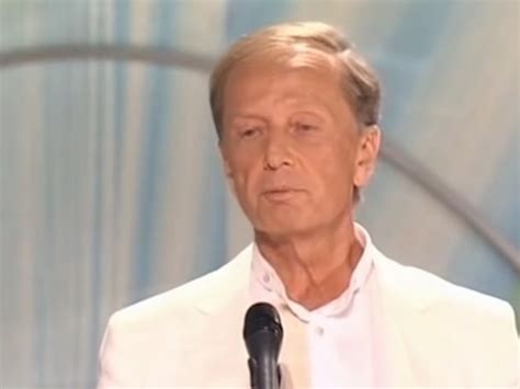 Про американцев, «наших» и женщин: про что шутил Михаил Задорнов - МК ...