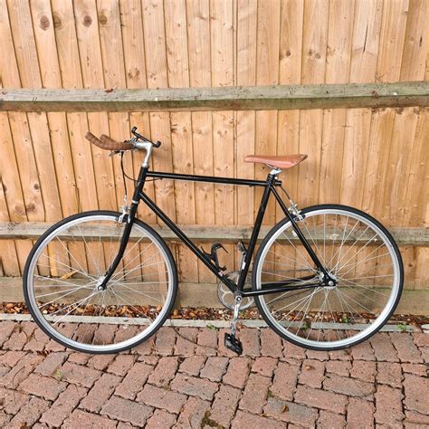 hackney cycle single speed hipster bike single speed   fixed wheel