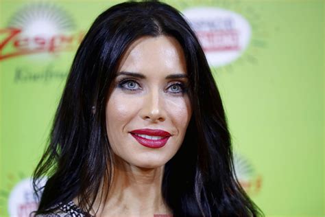 Pilar rubio sin maquillaje » Largo Peinados