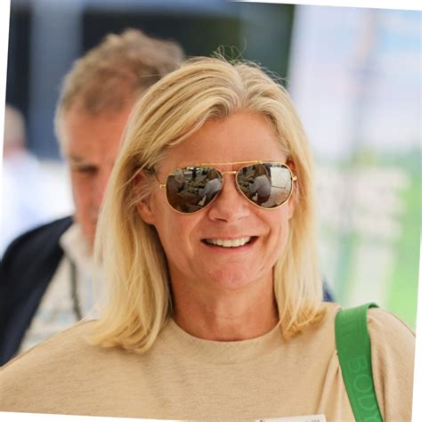 michaela claes finance operations manager pantaenius sail motor