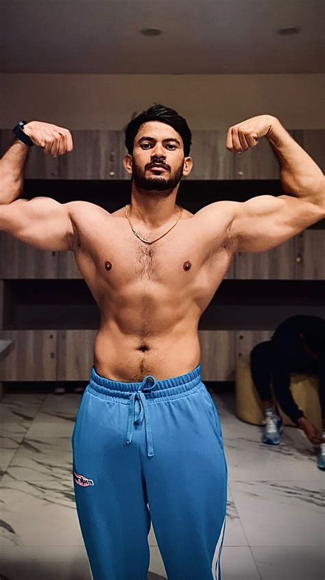 mahesh bhosale  average marathi mulga fitness