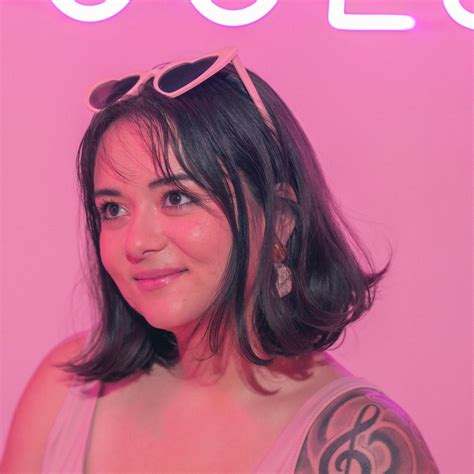 I don't know if I'll ever transition, but if I did I wish i looked like