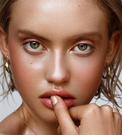 Lulu Reynolds | Anita Sadowska | before and after on Behance