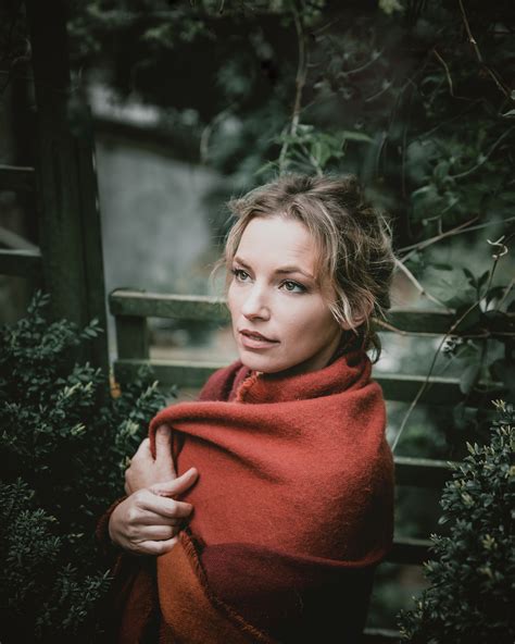 Perdita Weeks Wallpapers - Wallpaper Cave