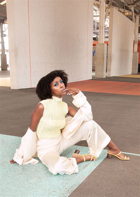 10 THINGS - Ebony Obsidian | REGARD MAGAZINE