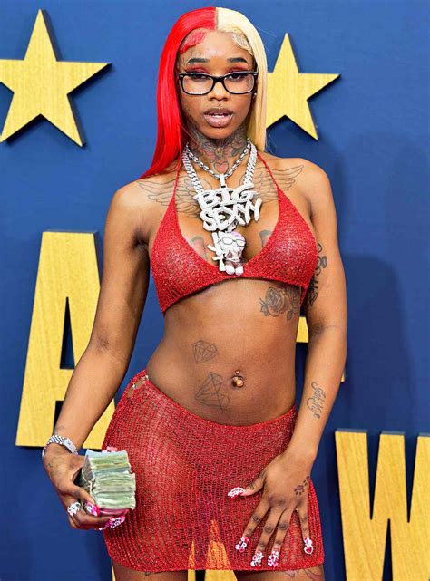 Sexyy Red Wasnt Allowed to Speak at High School Because She Smelled 