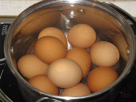 Яйца при варке ни когда не лопнут,если сделать это ! | Food, Breakfast ...