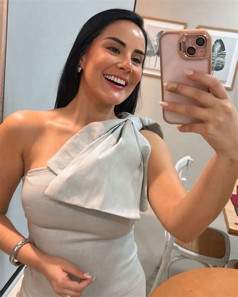 Alexandra Alvarez | Etiqueta & Saber Estar (@andra_etiqueta