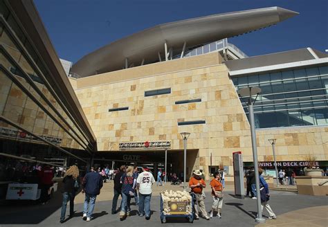 Parking at Target Field for Minnesota Twins Games