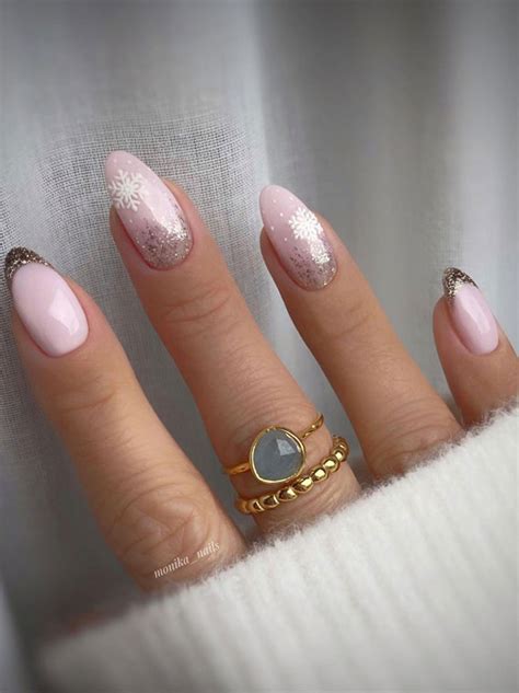33+ Pretty Winter Wonderland Nails That Will Dazzle All Season - Nail ...