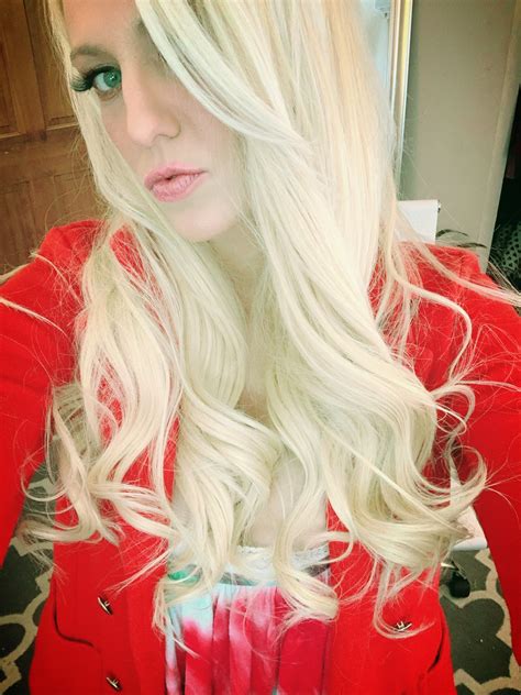 TW Pornstars - Ember Reigns. Twitter. Is anyone looking for custom