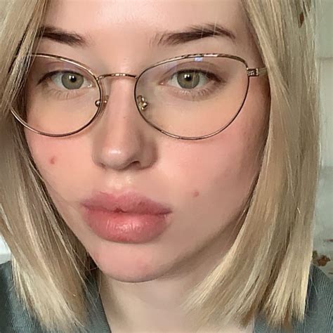 / 𝓡 𝓮 𝓲 𝓼 / | Женские очки, Очки для чтения, Макияж глаз