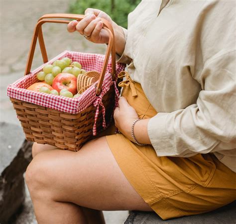 Nutritious Fruit You Should Eat While Pregnant - parentztalk.com