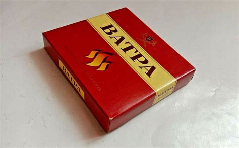 Empty Collector's Cigarette Pack VATRA from Ukraine 1990s NO TOBACCO ...