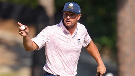 From Tennis Star to Golf Billionaire: What Is Bryson DeChambeau's Net Worth in 2026? - Veja Store Site