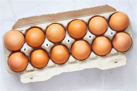 Brown Vs. White Eggs: What's The Difference?
