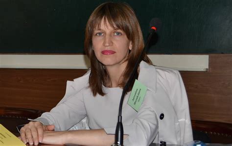 Антоніна Грись