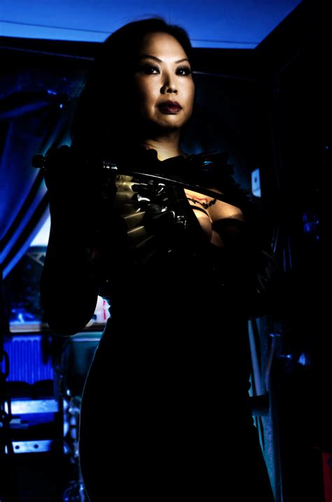 Asian Femdom and Fetish Photo Gallery - Madame Li Ying