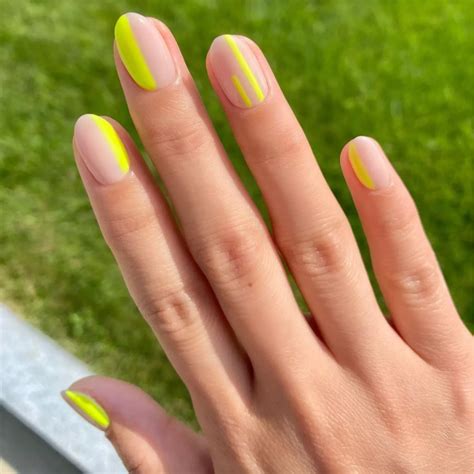 Yellow manicure - summer 2024 trend: 16 newest and top ideas ...