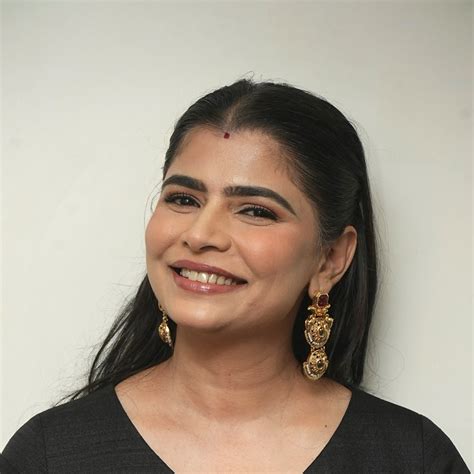 chinmayi sripada net worth in rupees